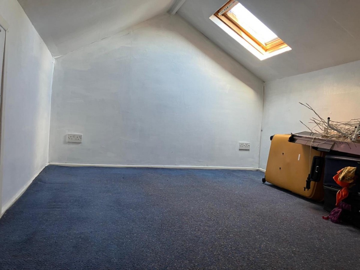 Neal Avenue, Ashton-Under-Lyne