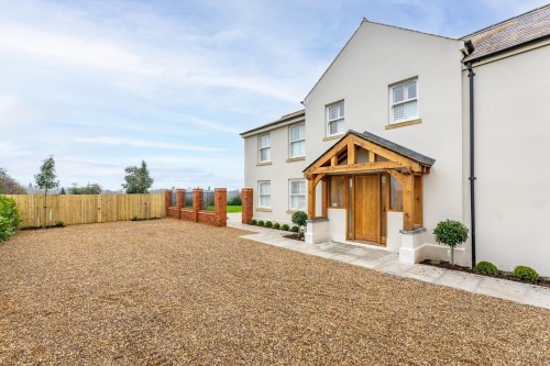 Glebe Farm, Stewkley Road, Leighton Buzzard