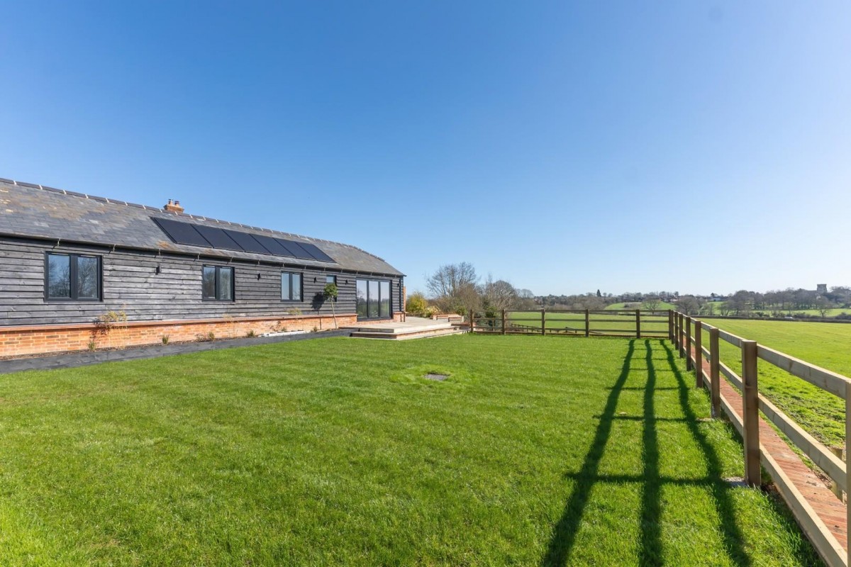 Glebe Farm, Stewkley Road, Leighton Buzzard