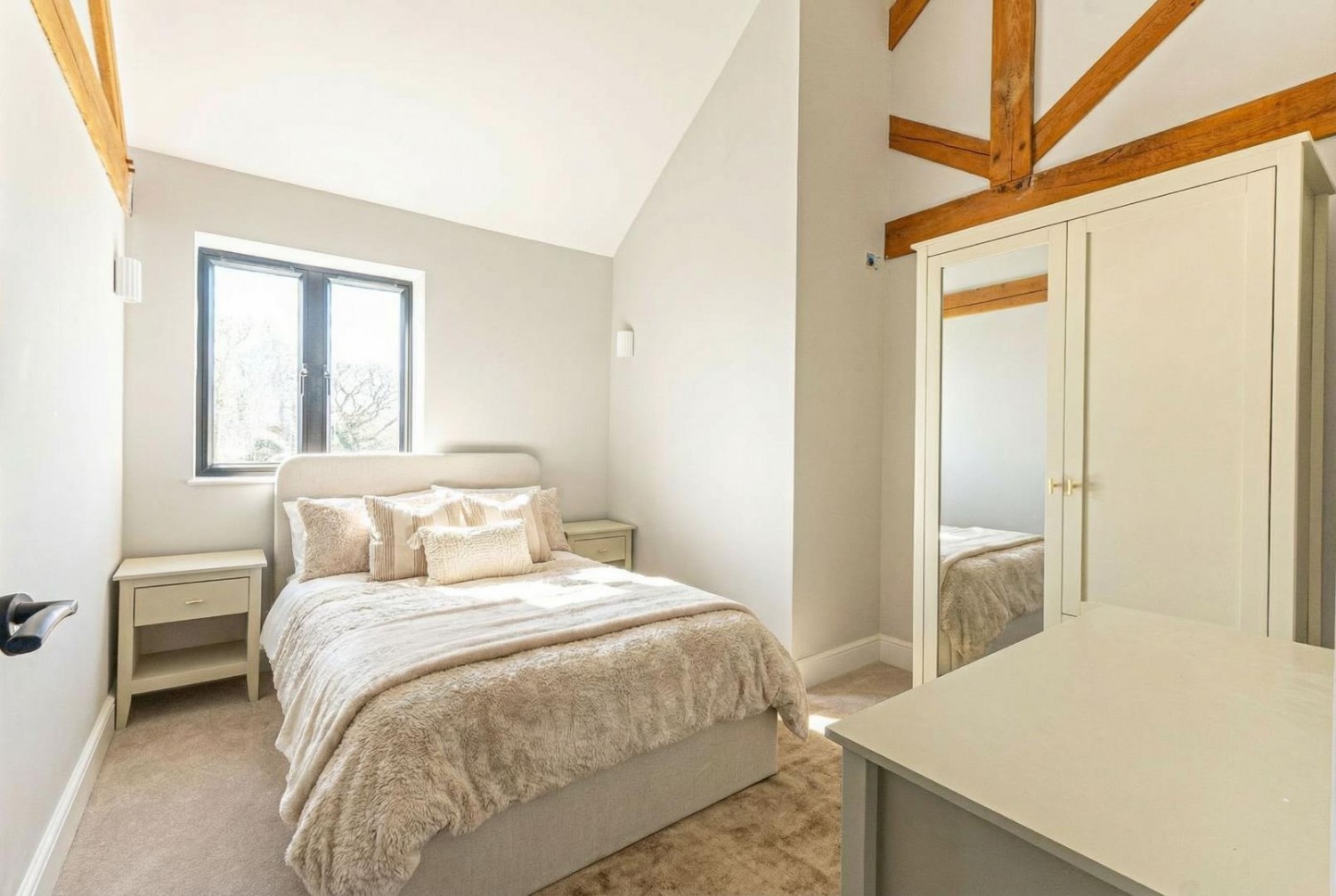 Glebe Farm, Stewkley Road, Leighton Buzzard