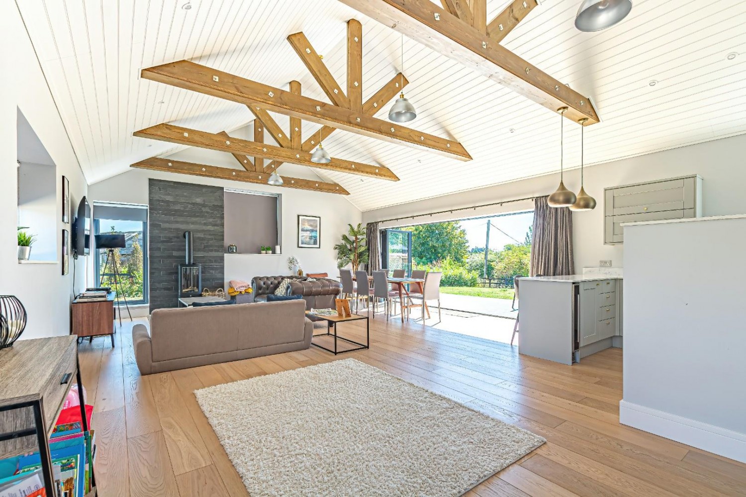 Cedar Barn, Hollingdon