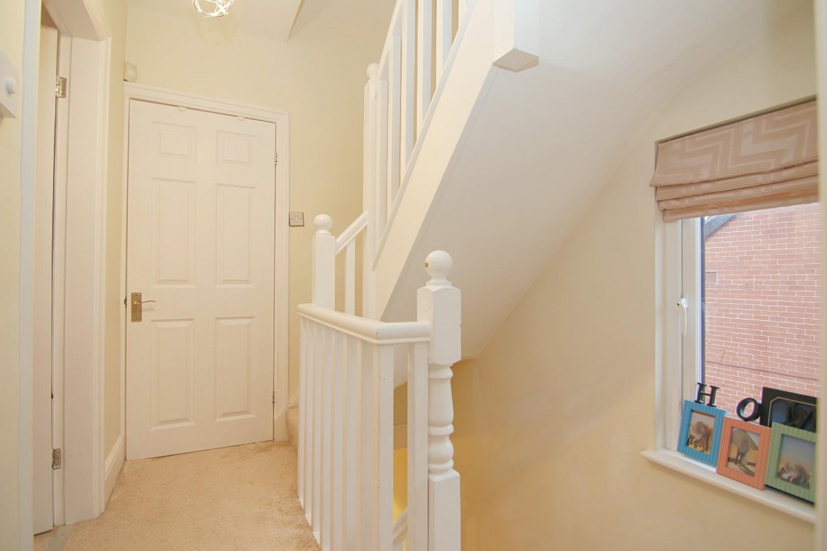 Hawthorn Drive, Rodley, Leeds