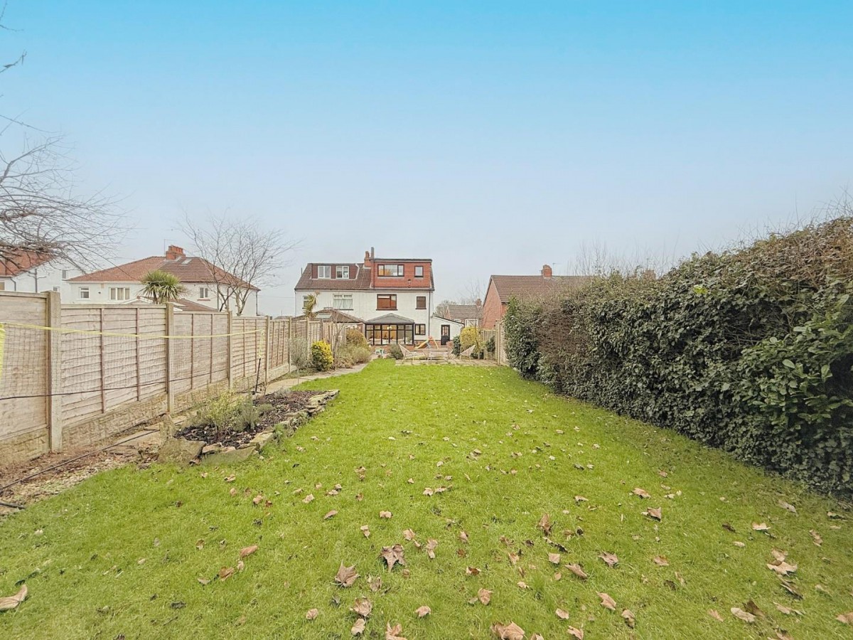 Hawthorn Drive, Rodley, Leeds