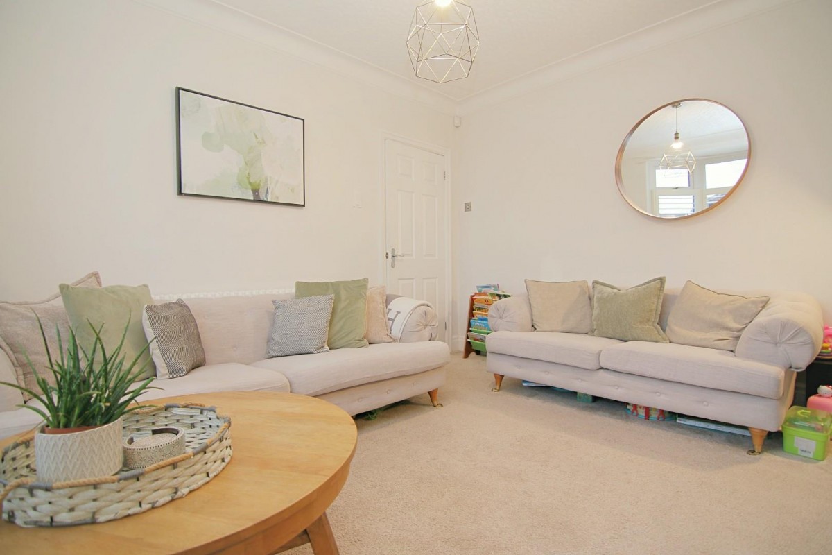 Hawthorn Drive, Rodley, Leeds