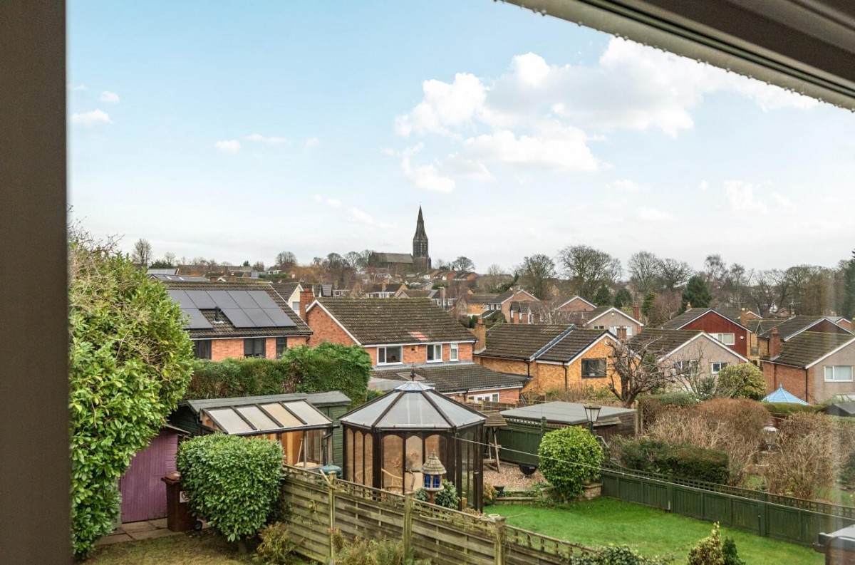 West End Lane, Horsforth, LS18