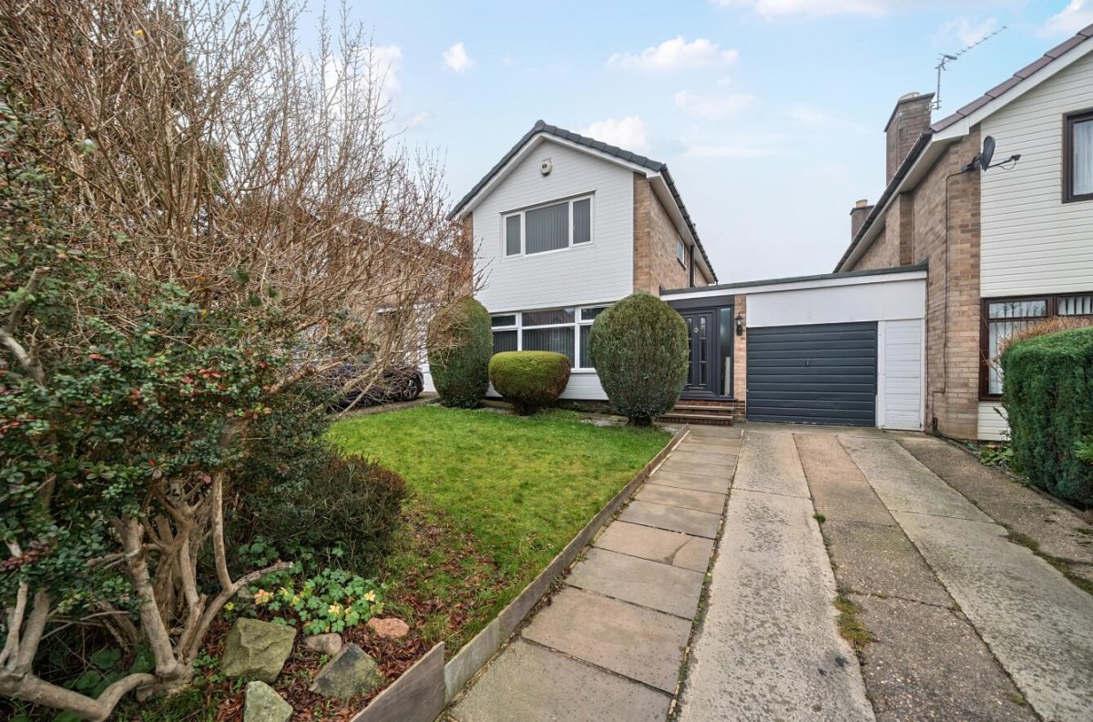 West End Lane, Horsforth, LS18