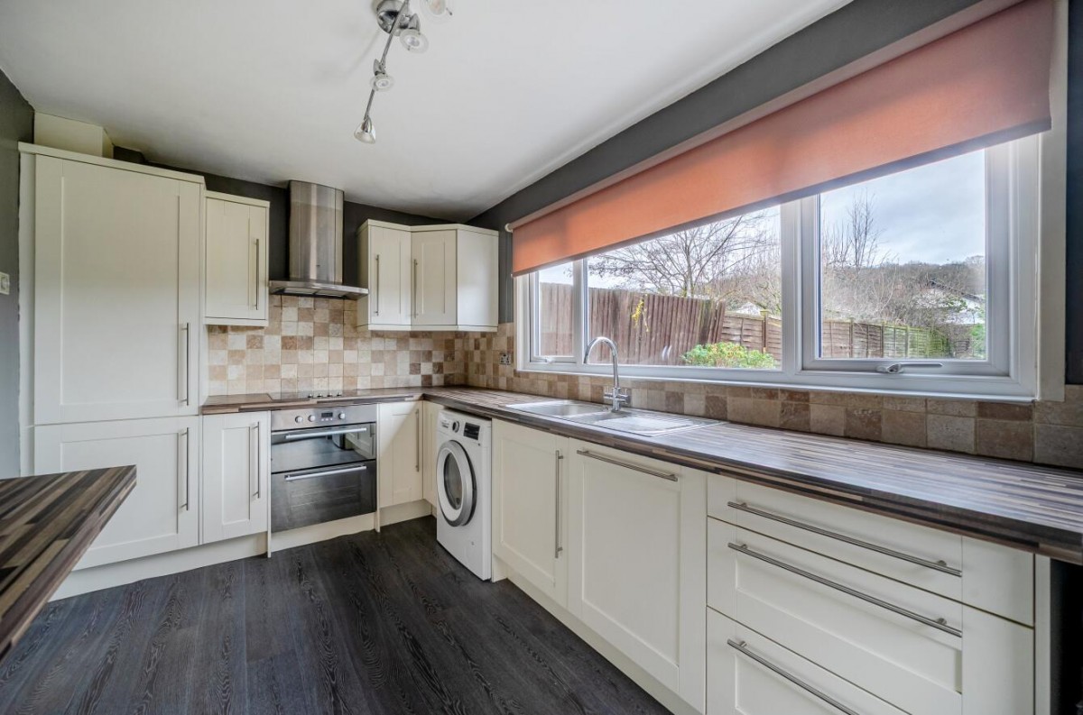 West End Lane, Horsforth, LS18