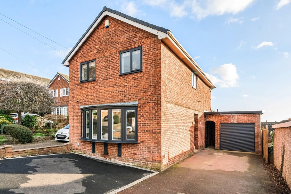 Blackwood Gardens, Cookridge, LS16