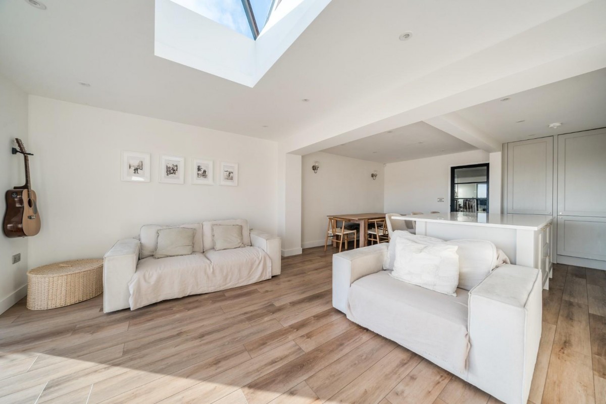 Blackwood Gardens, Cookridge, LS16