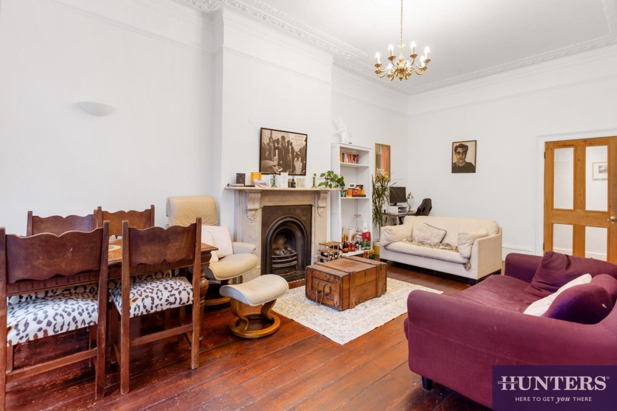 Fordwych Road, W. Hampstead Borders, London, NW2