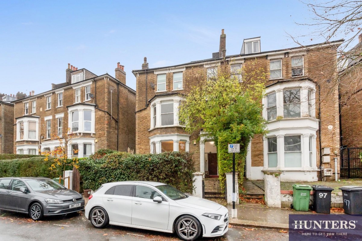 Fordwych Road, W. Hampstead Borders, London, NW2