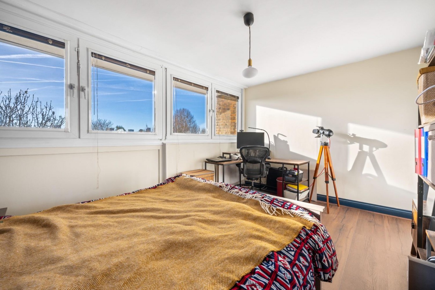 Tottenham Road, London, N1