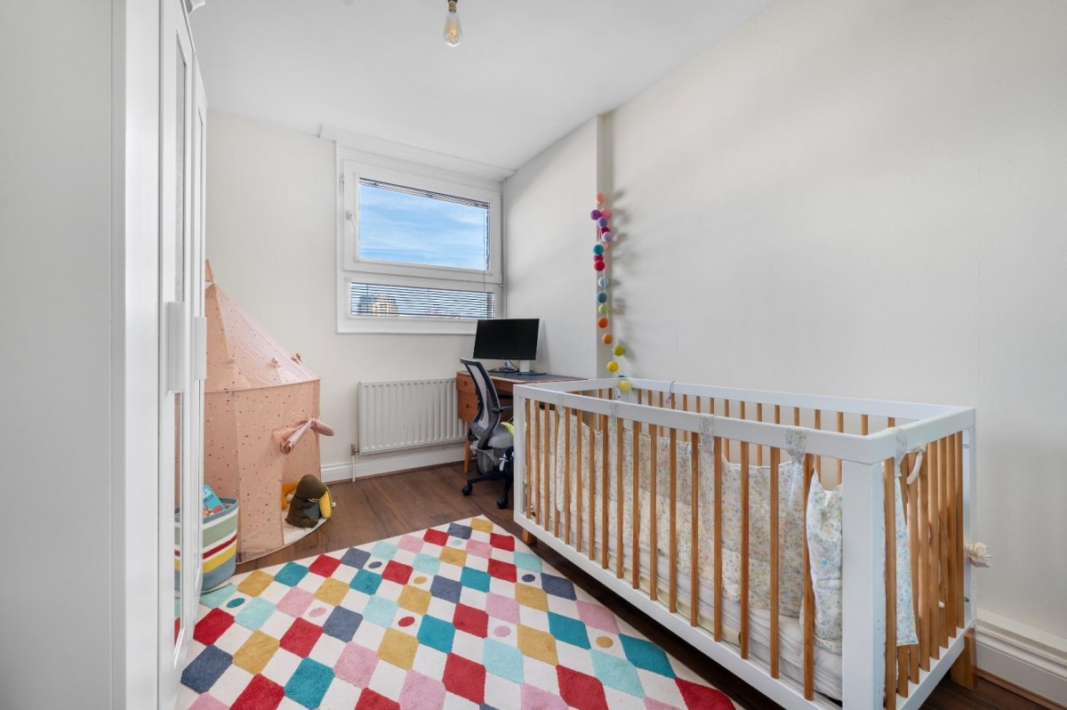 Tottenham Road, London, N1