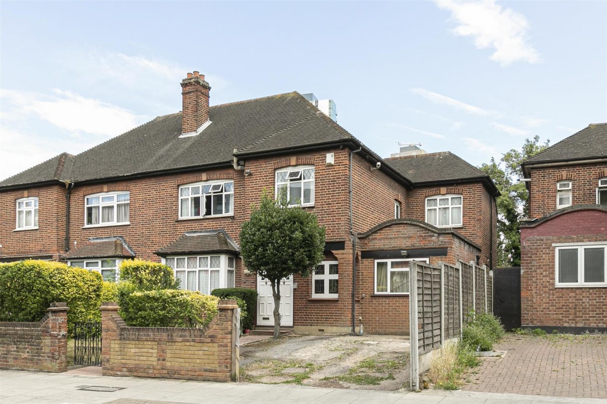 Woodberry Grove, London, N4