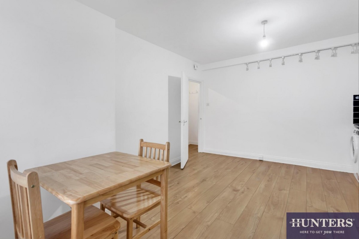 Melrose Avenue, Willesden Green, London, NW2