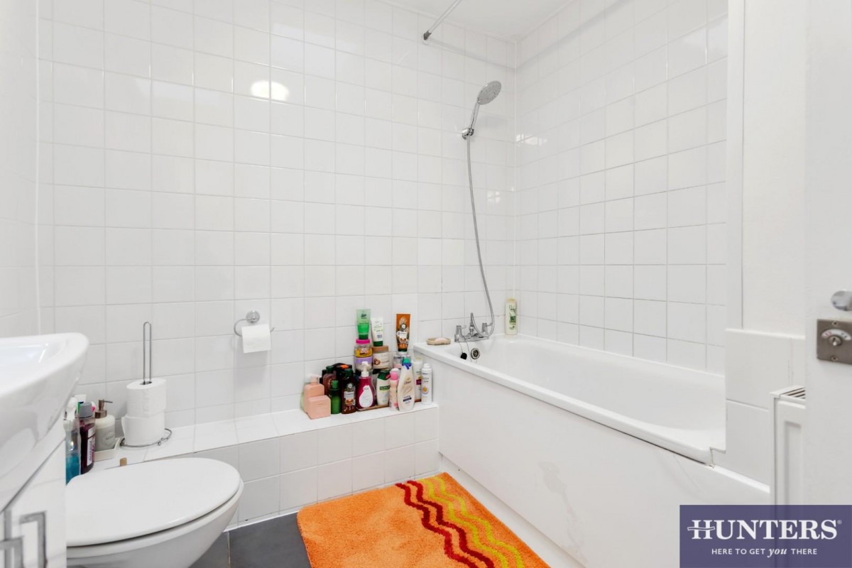 Comber Close, Gladstone Park, London, NW2