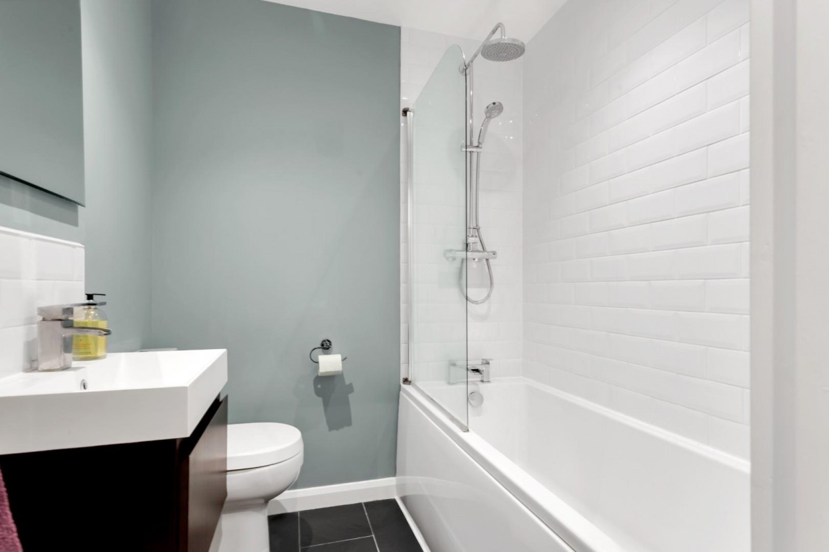 Martaban Road, London, N16