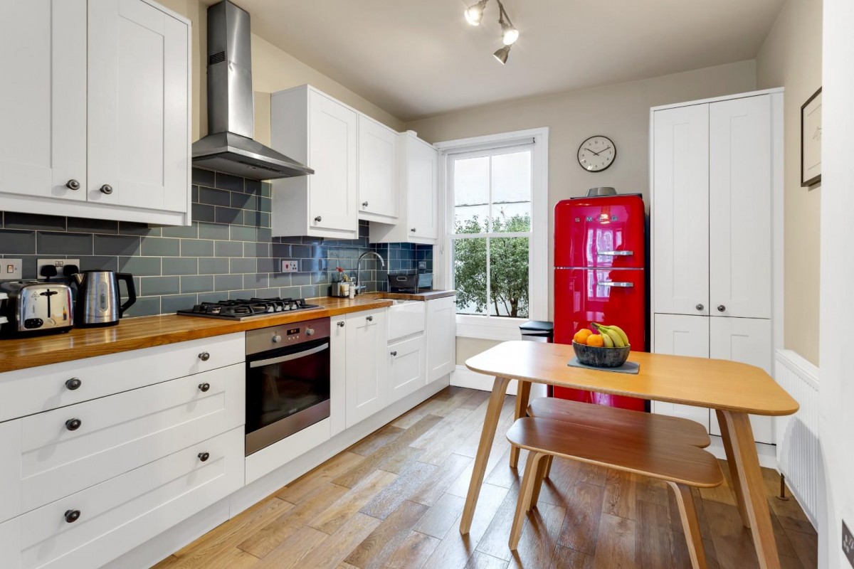 Martaban Road, London, N16