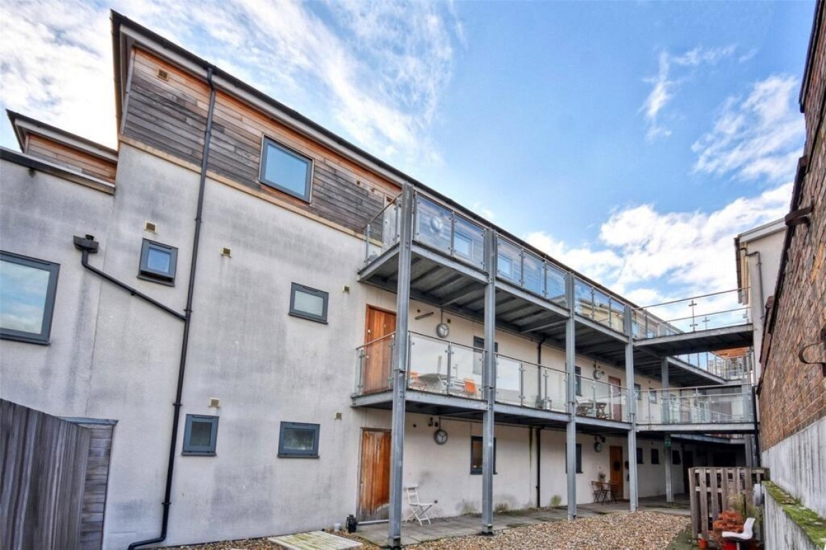 Graham Road, London, E8