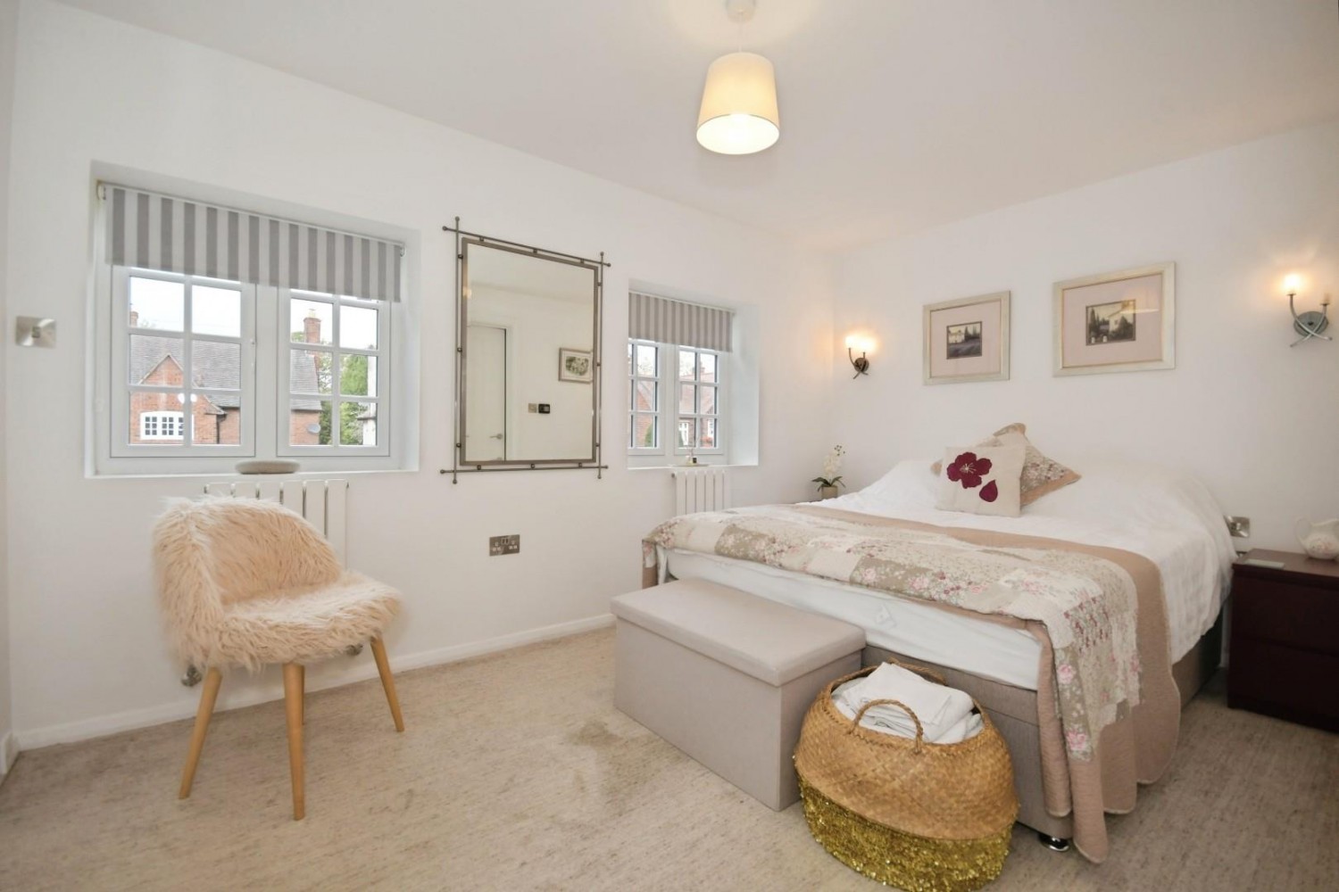 Storrs Road, Brampton, Chesterfield, S40 3QA