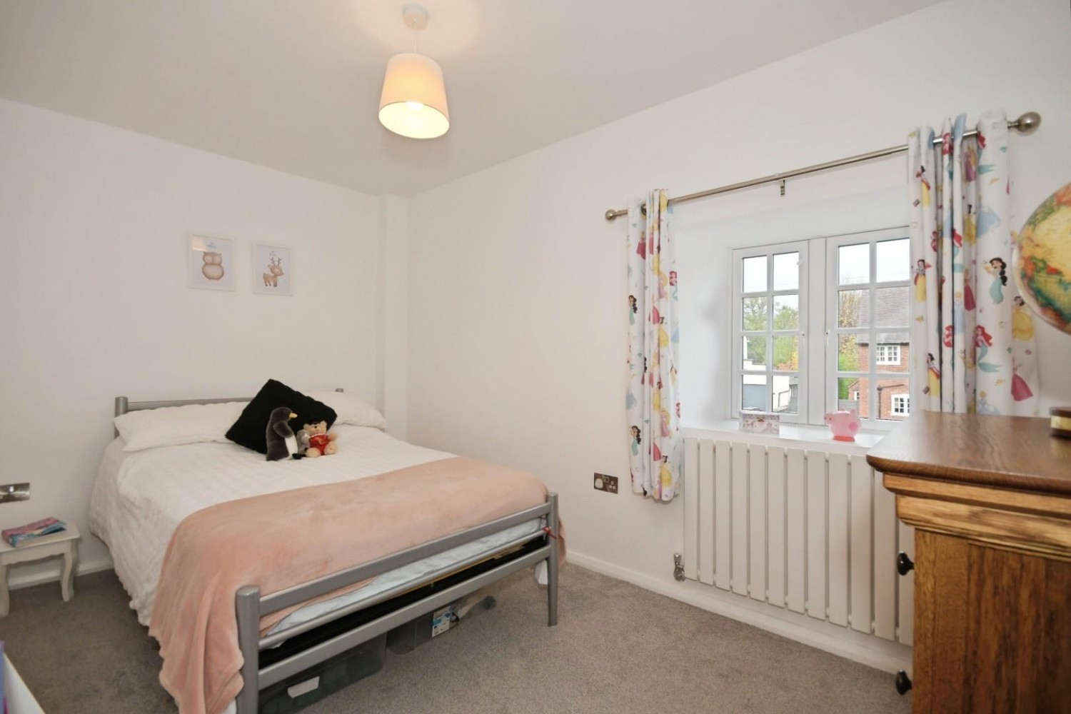 Storrs Road, Brampton, Chesterfield, S40 3QA