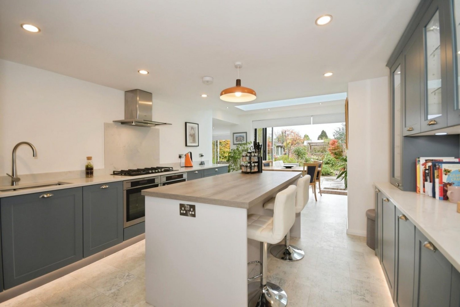 Storrs Road, Brampton, Chesterfield, S40 3QA