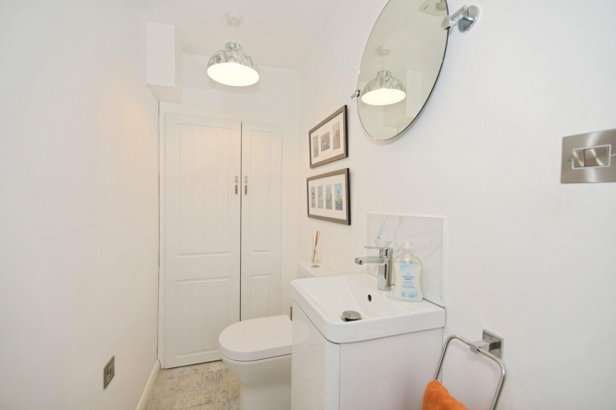 Storrs Road, Brampton, Chesterfield, S40 3QA