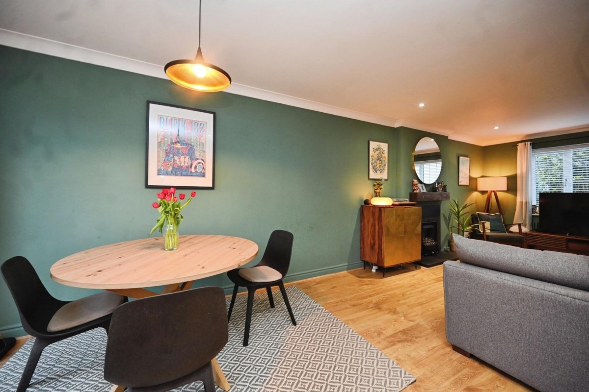 Lakeside Chase, Rawdon, Leeds