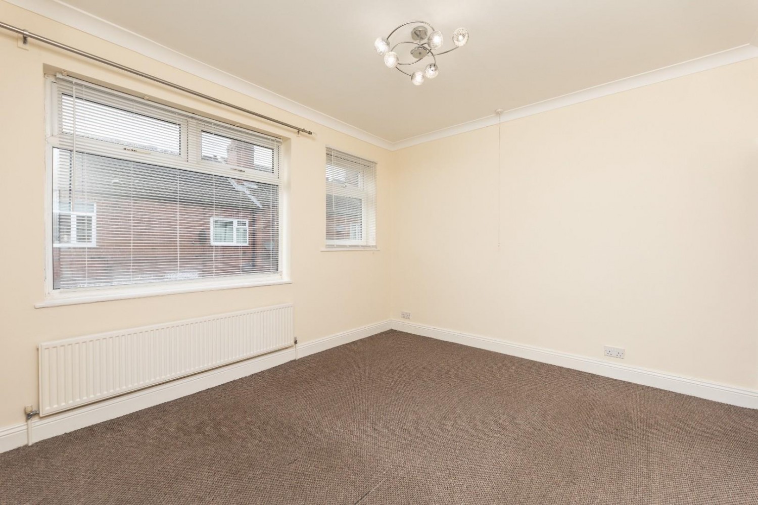 Manor Grove, Castleford