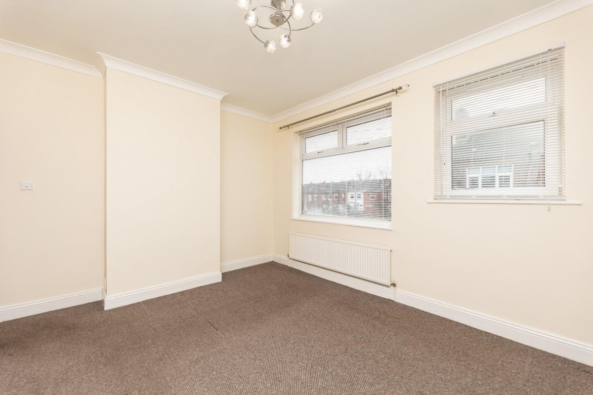 Manor Grove, Castleford