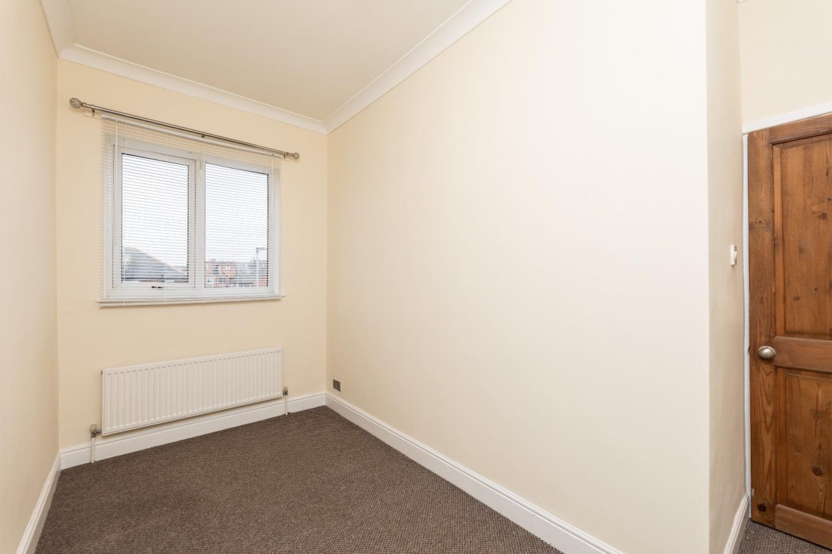 Manor Grove, Castleford