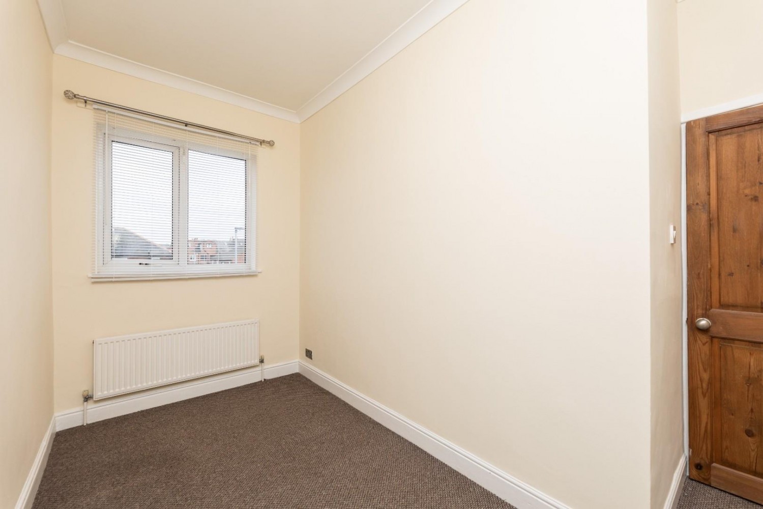 Manor Grove, Castleford