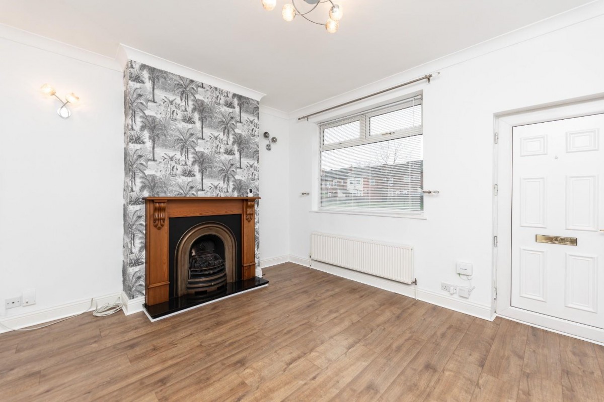 Manor Grove, Castleford