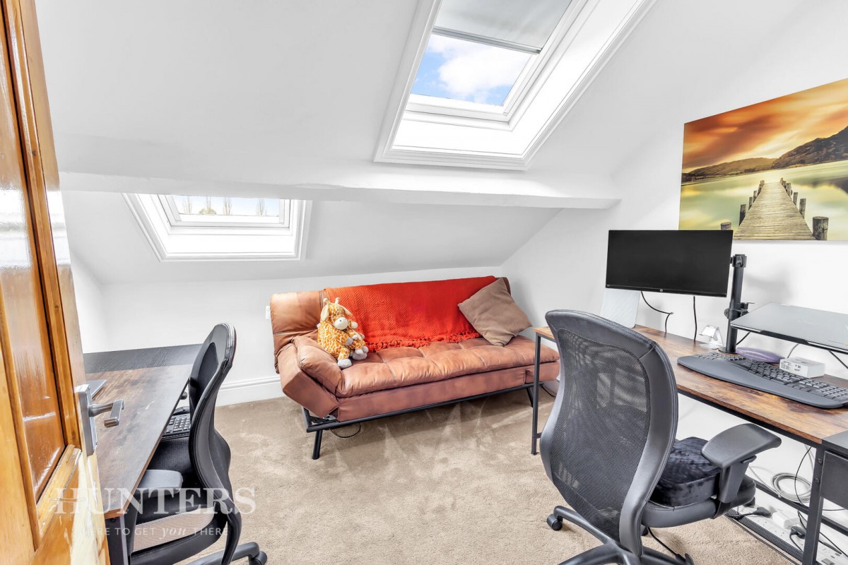 Wardle Road, Wardle, OL12 9EL