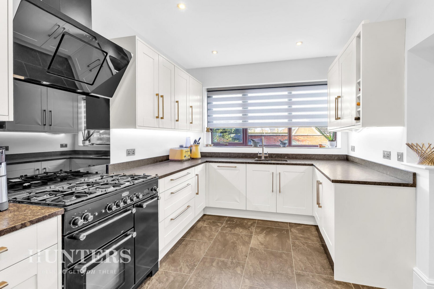 Wardle Road, Wardle, OL12 9EL