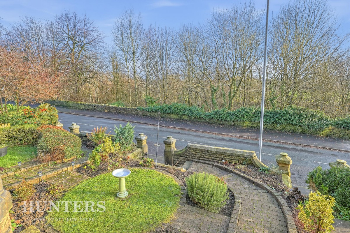 Wardle Road, Wardle, OL12 9EL