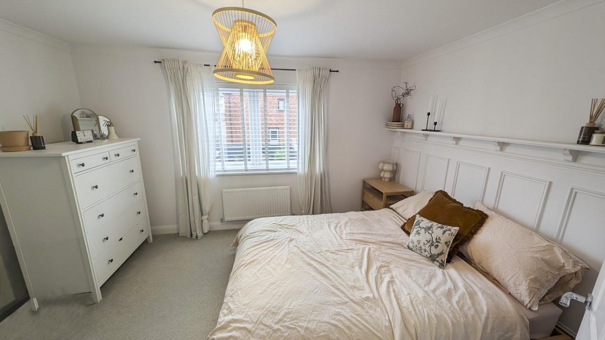 Dowsell Way, Yate, Bristol