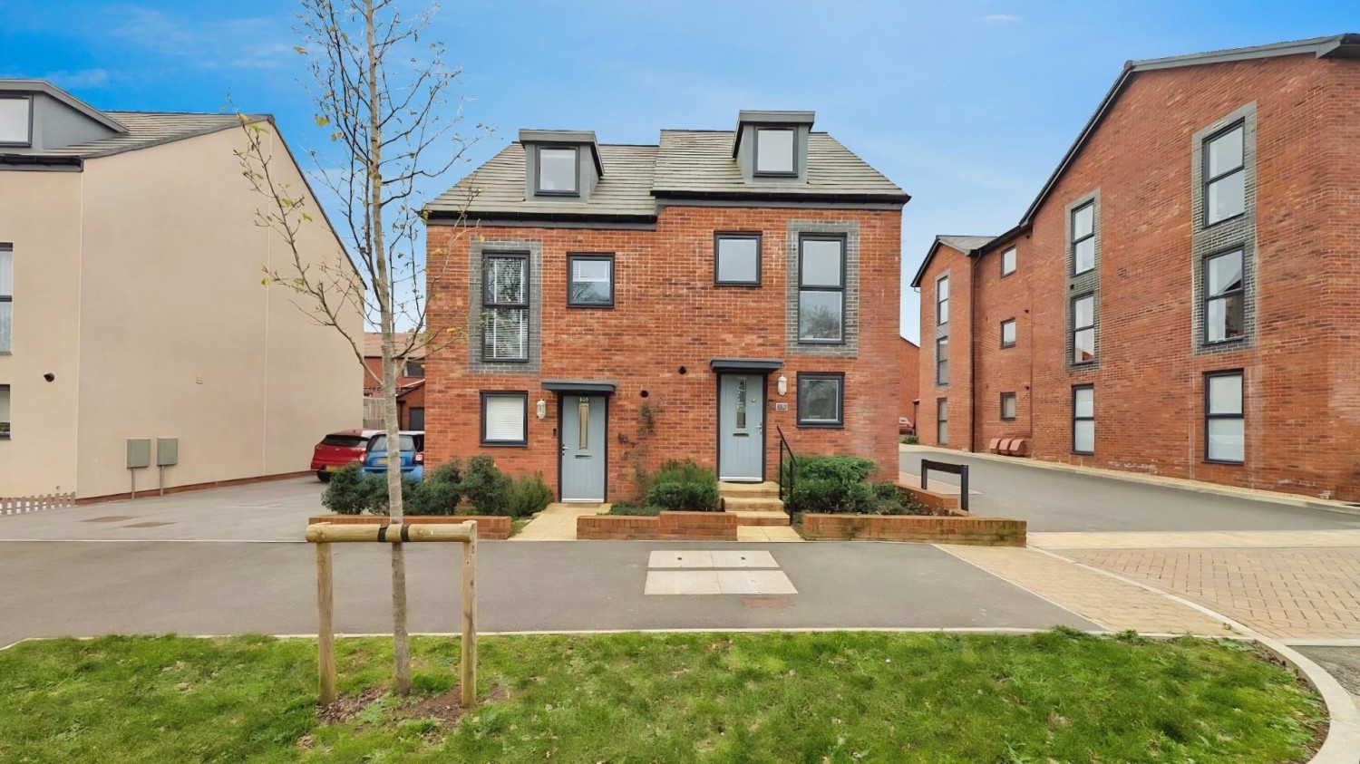 Dowsell Way, Yate, Bristol