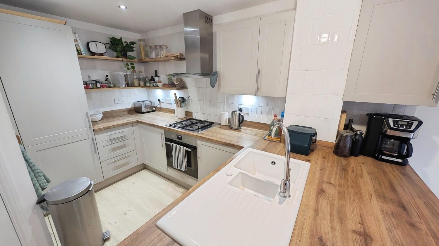 Dowsell Way, Yate, Bristol