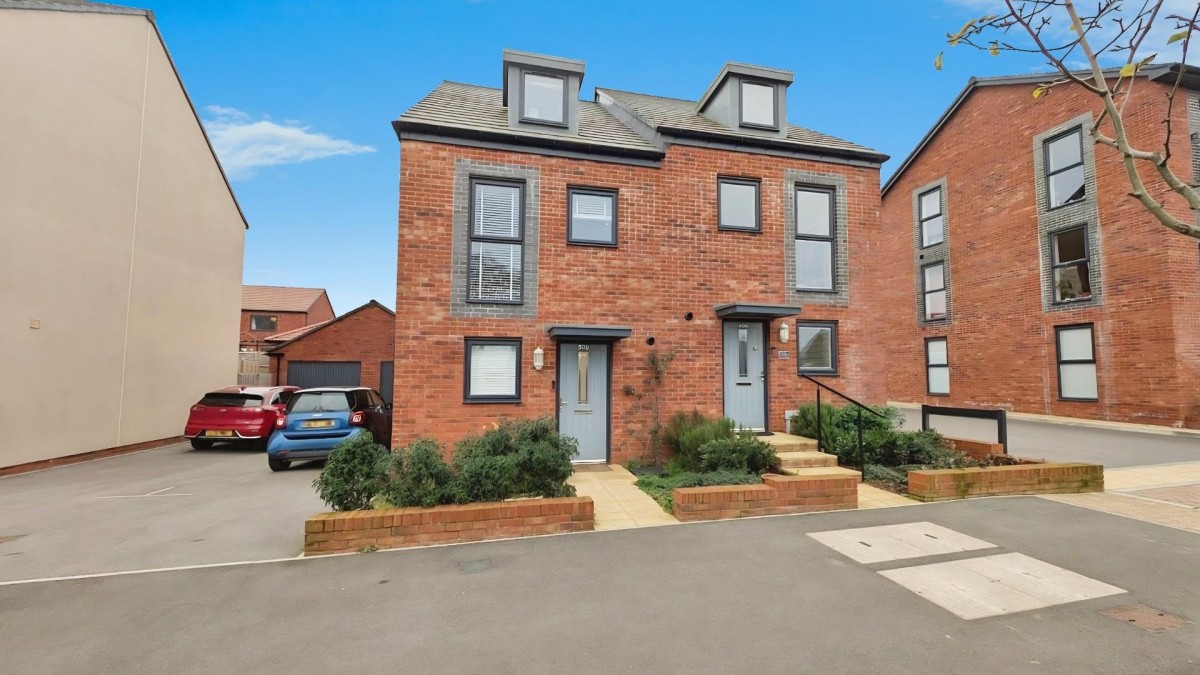 Dowsell Way, Yate, Bristol