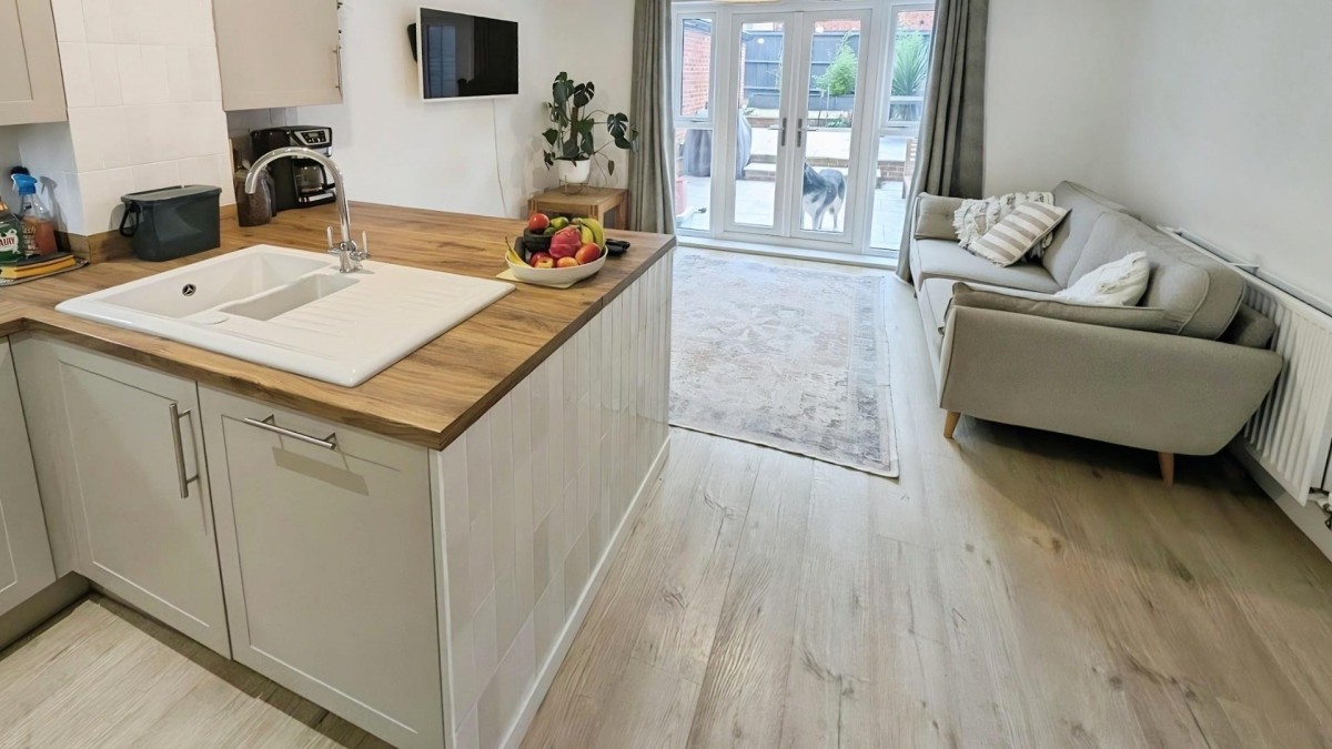 Dowsell Way, Yate, Bristol