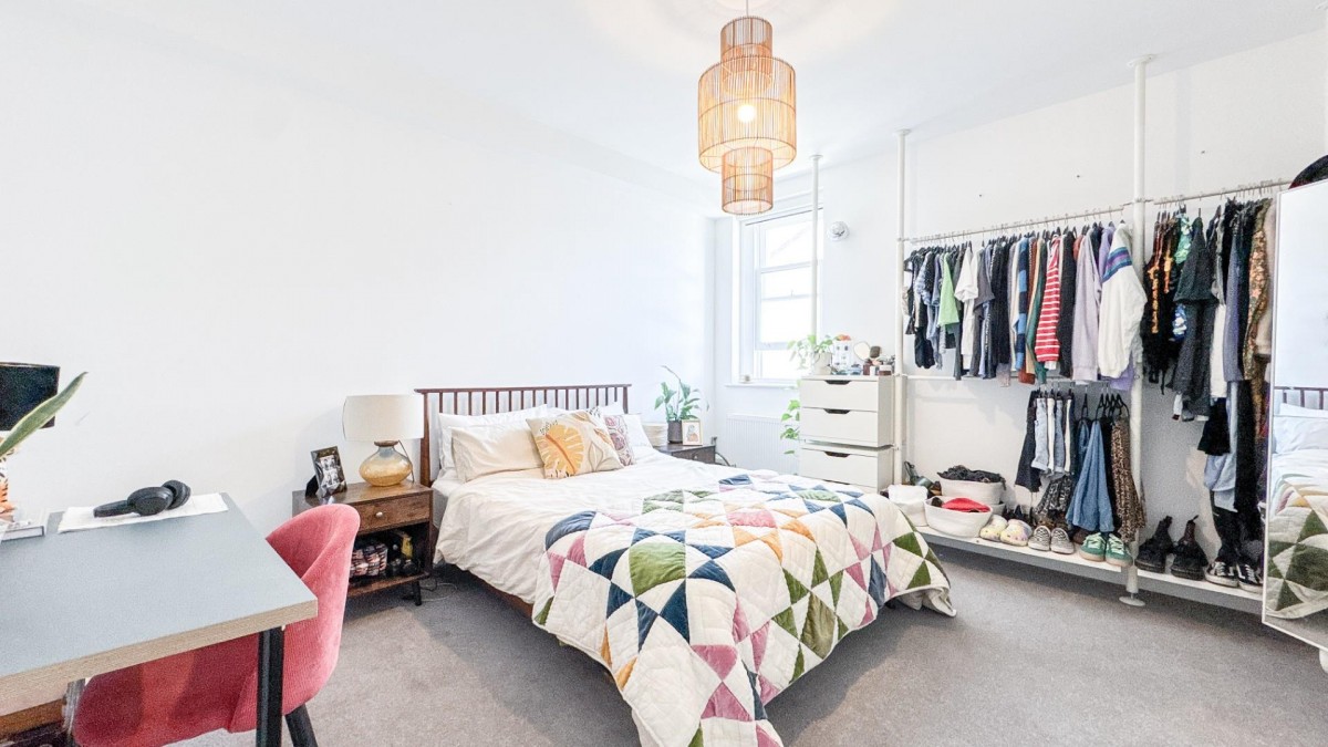 Plough & Windmill, West Street, Bedminster, BS3 3NB