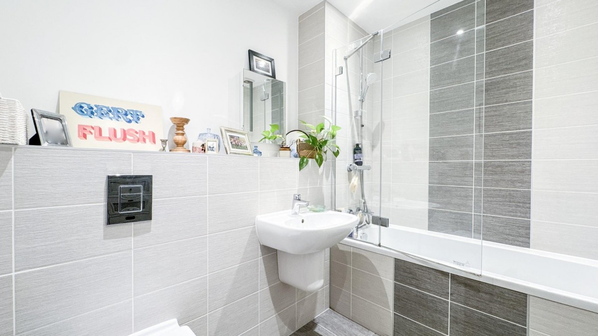 Plough & Windmill, West Street, Bedminster, BS3 3NB