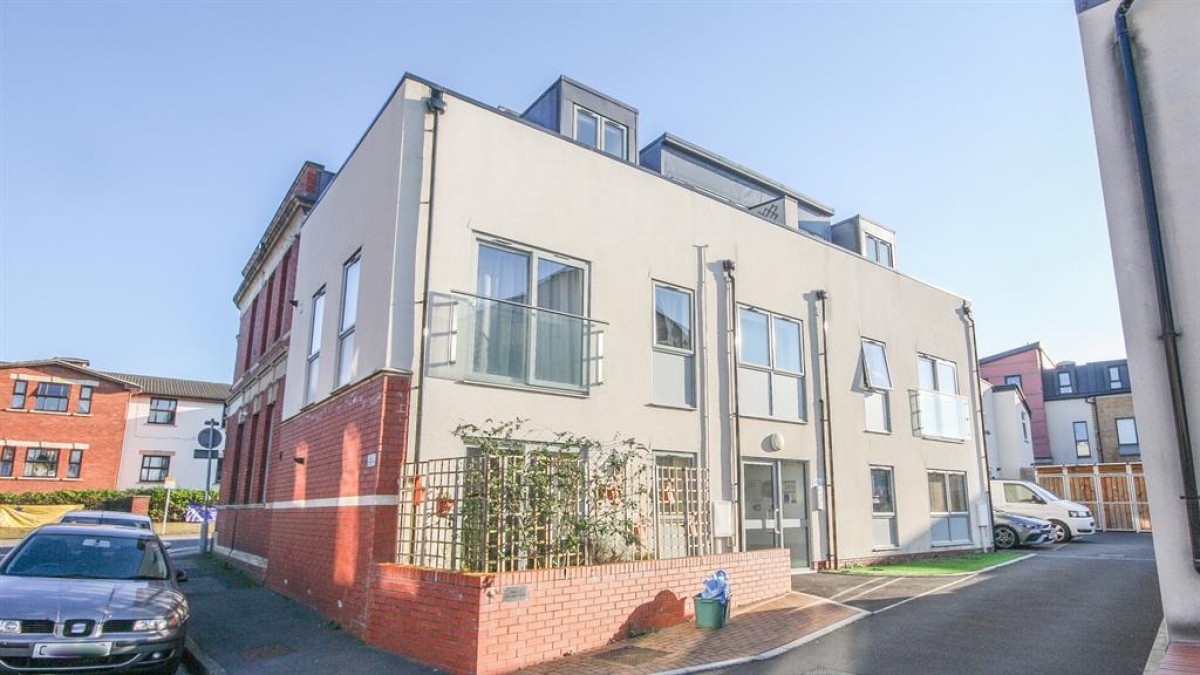 Plough & Windmill, West Street, Bedminster, BS3 3NB