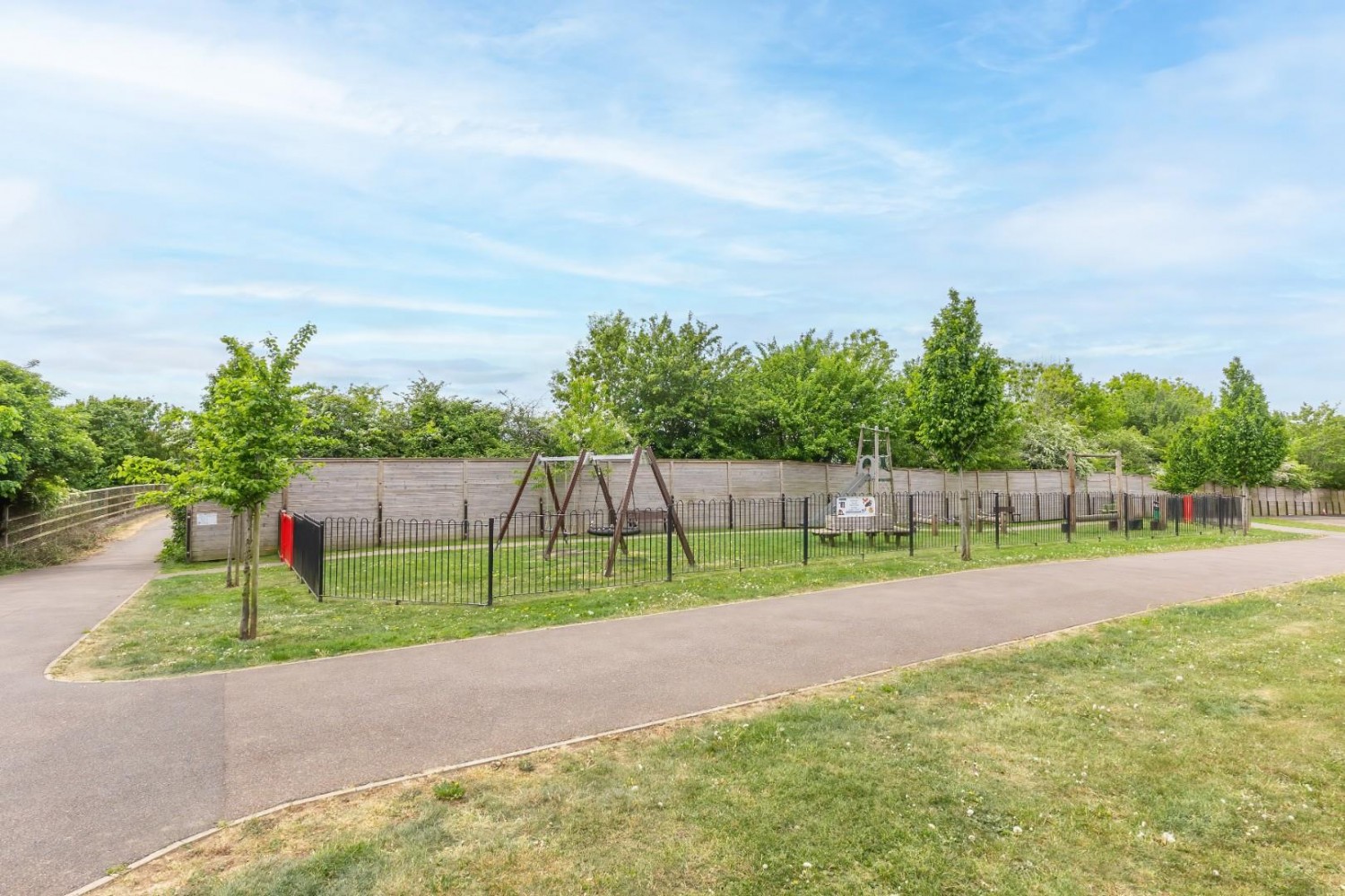 Porus Piece, Leighton Buzzard