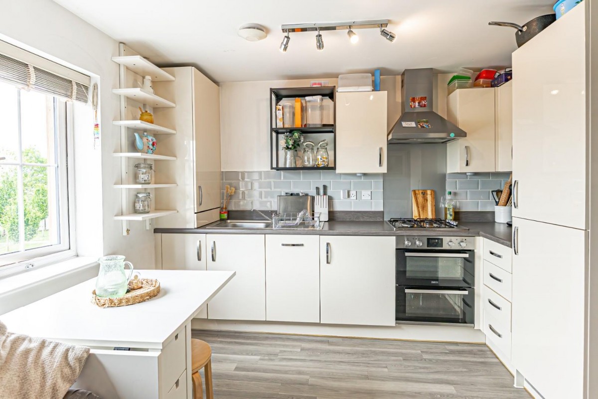 Porus Piece, Leighton Buzzard