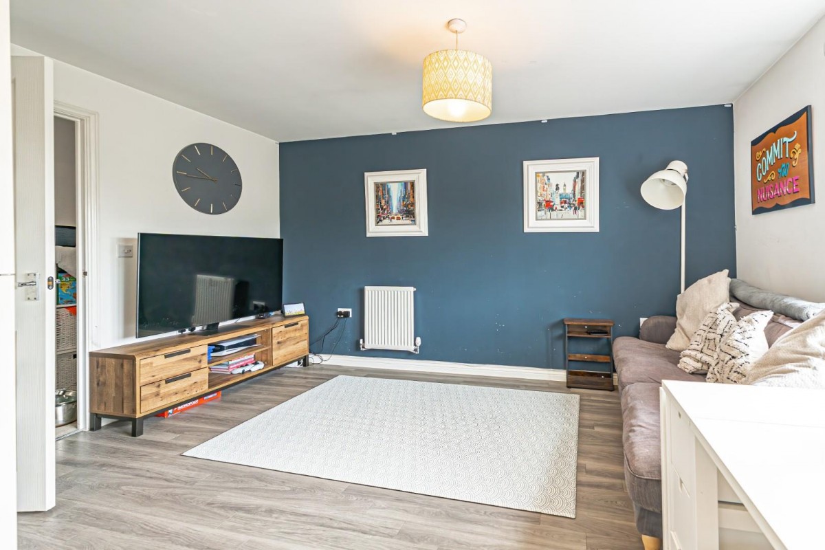 Porus Piece, Leighton Buzzard