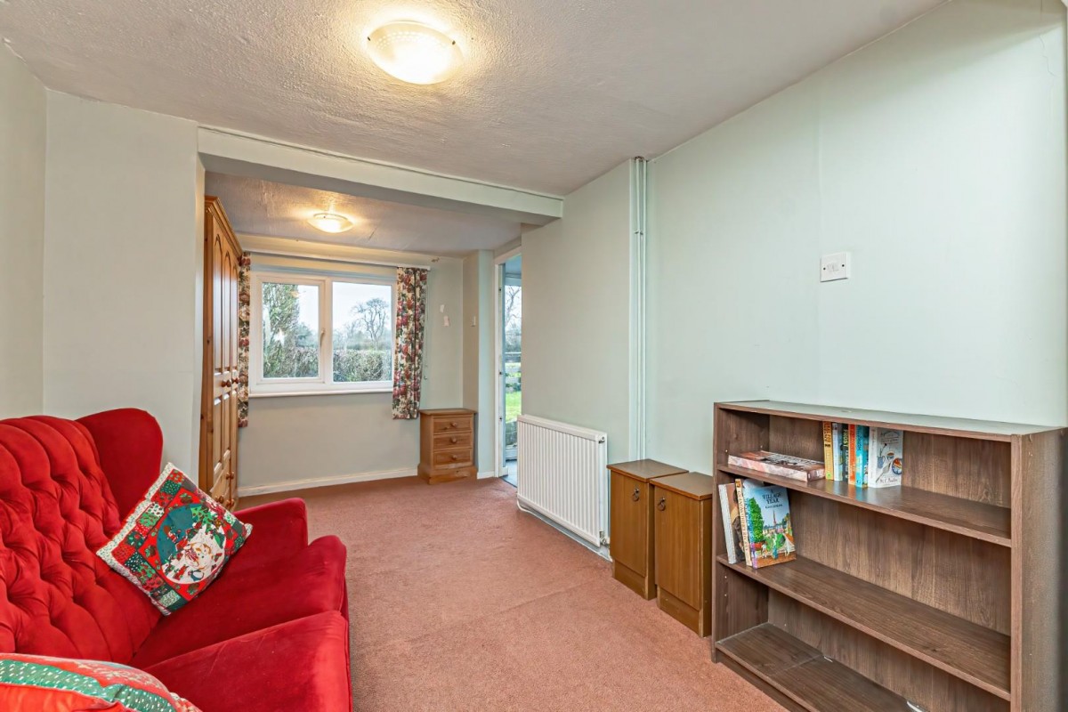 Blenheim Close, Cheddington, Leighton Buzzard