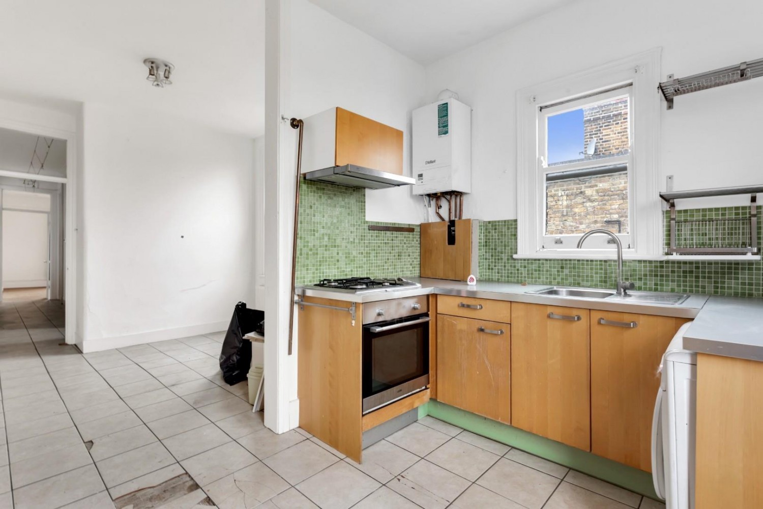 Carlton Mansions, Holmleigh Road, London, N16