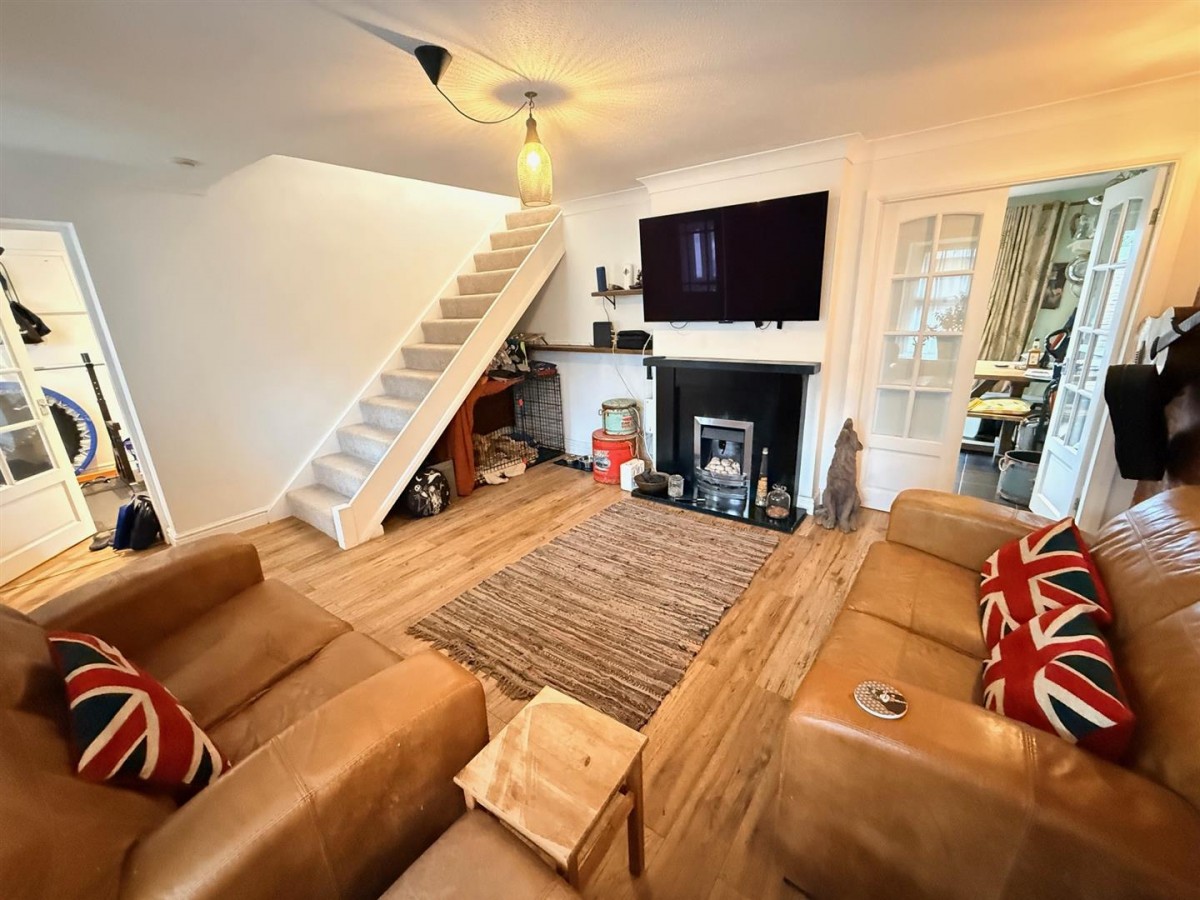 Aldeford Drive, Brierley Hill, DY5 3JF